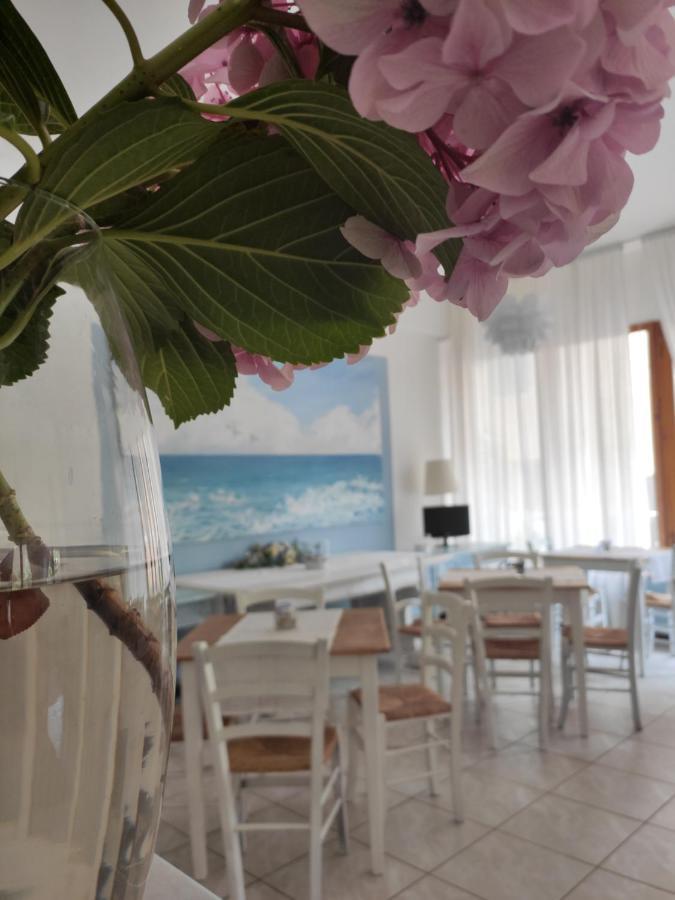 Hotel Imperia Marciana Marina  Exterior photo